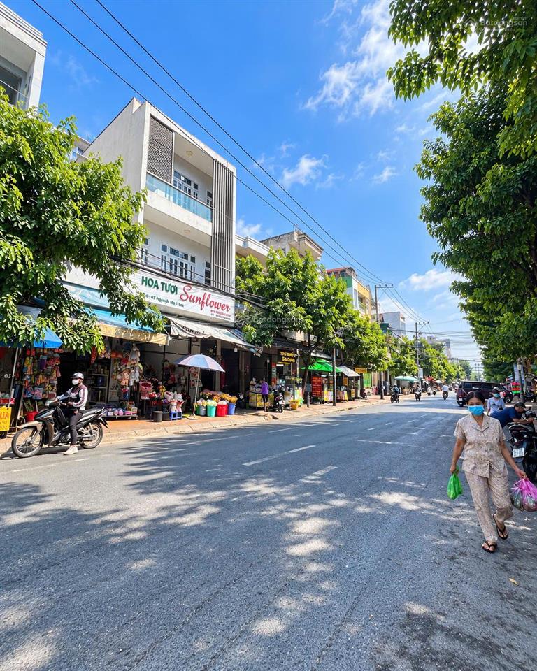 Mặt tiền kinh doanh tân bình 180m² ngang lớn phù hợp xây khách sạn, văn phòng công ty 24,5 tỷ