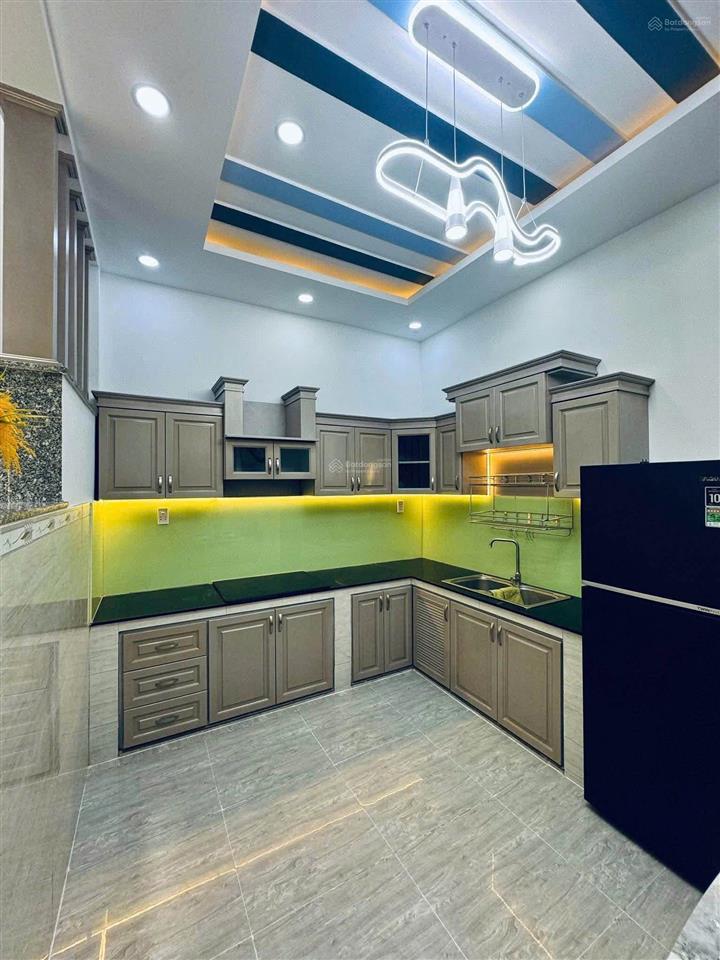Nhà đẹp gần emart gò vấp  4,5x14m  2 tầng  full nội thất  5,7 tỷ tlcc