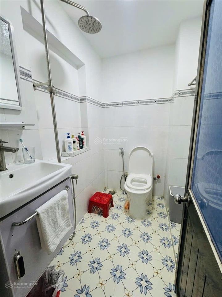 Bán nhà 2 mặt tiền hẻm phan văn trị, gò vấp, ô tô vào, giá 6,5 tỷ thương lượng