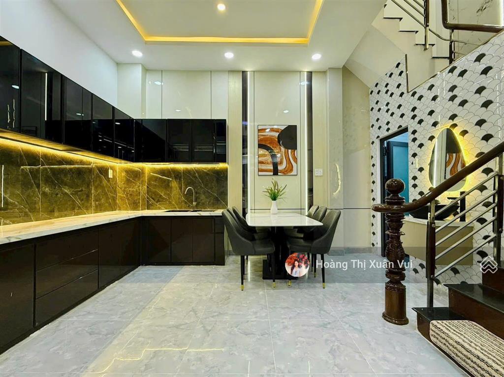 Ngang khủng nhà tô ngọc vân p. an hội đông 8x18m 2 tấm giá 11,9 tỷ gần cafe thông sg