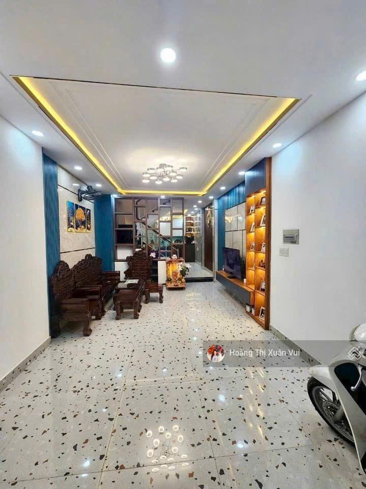Mặt tiền đường dương quảng hàm, phường an nhơn, 4x14m, xây 4 tấm, giá 15,5 tỷ, hđ 40tr/tháng