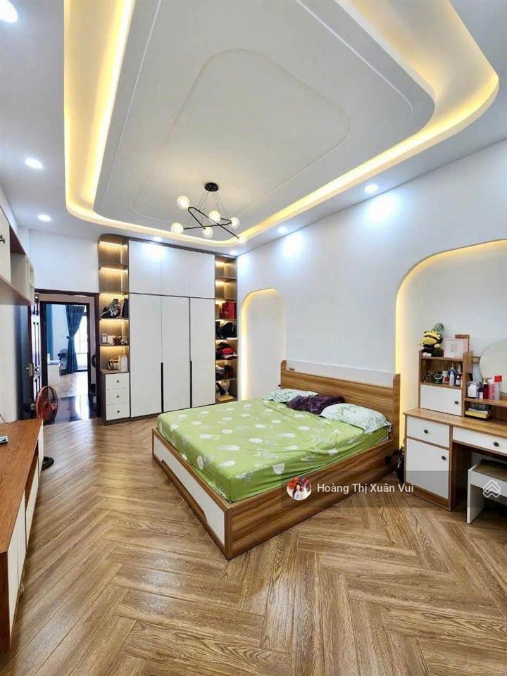 Mặt tiền kinh doanh nguyễn văn nghi p. hạnh thông 4,5x16m xd 2 tấm giá 18,5 tỷ hđ 35tr/th