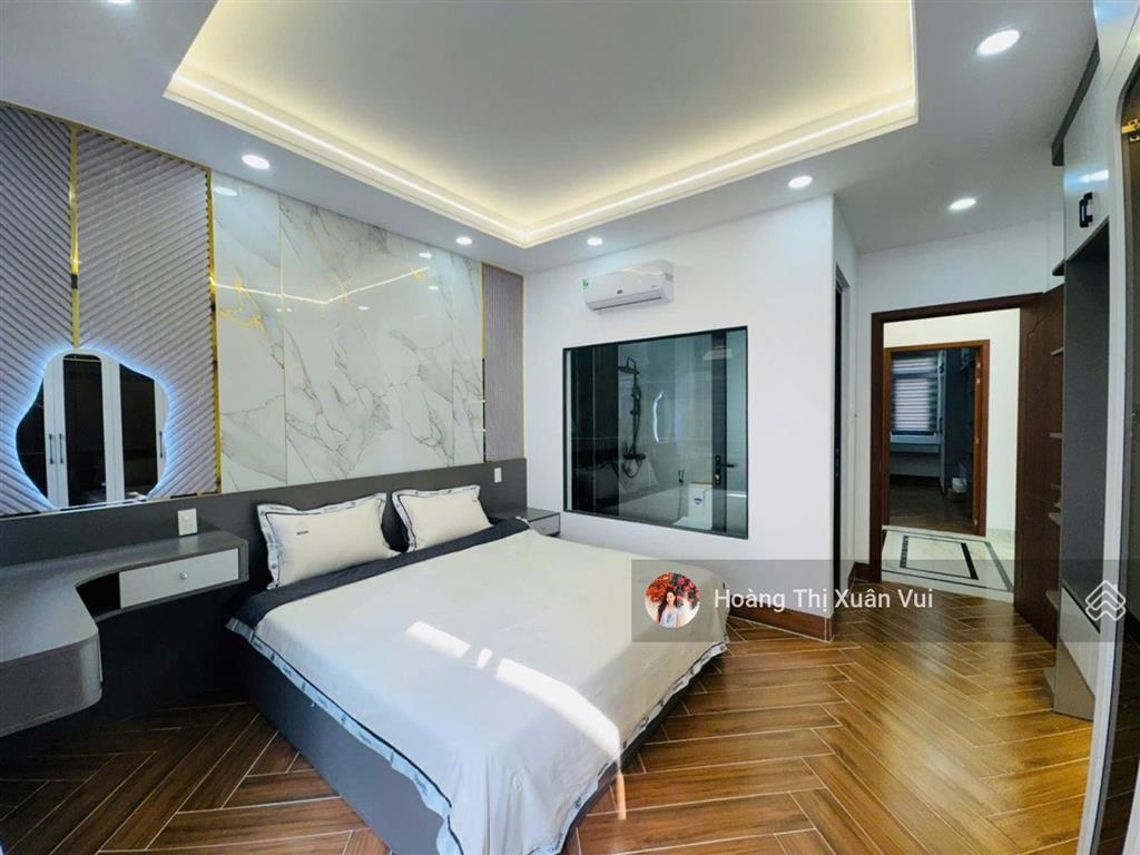 Bán gấp mặt tiền phan văn trị p. hạnh thông 4,2x21m xd 4 tấm giá 18,5 tỷ hđ 40tr/th