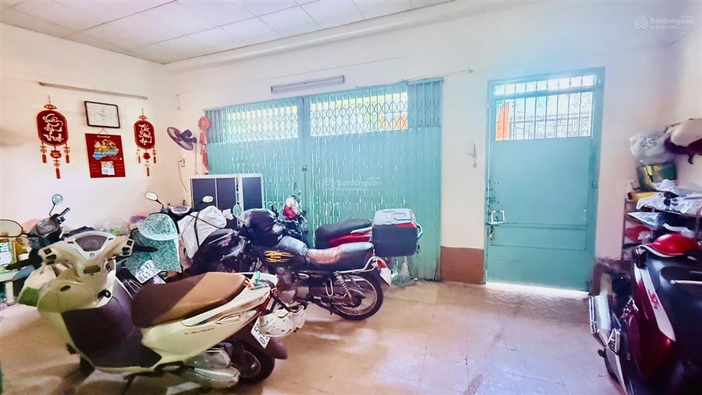 Chính chủ bán nhà mặt tiền đường trương đăng quế  ngang 7,1m  dài 14m, nở hậu. giá 14,5 tỷ.