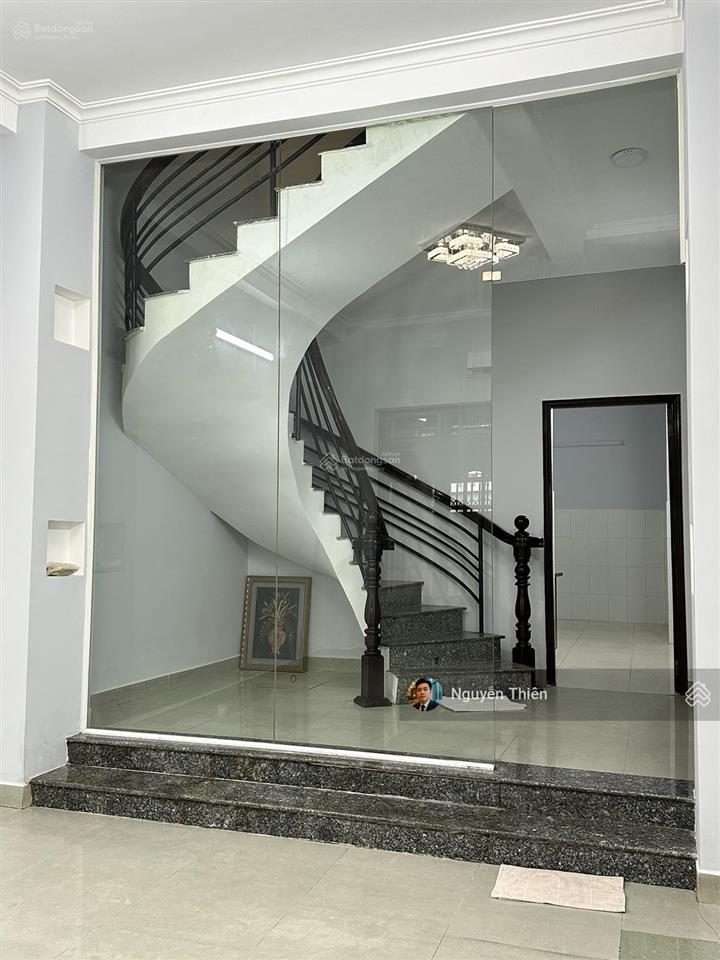 Ngã tư hàng xanh, nhà 3 lầu 4x18m, hẻm 6m xe hơi bạch đằng p24 bình thạnh, giá chỉ 11.2 tỷ tl