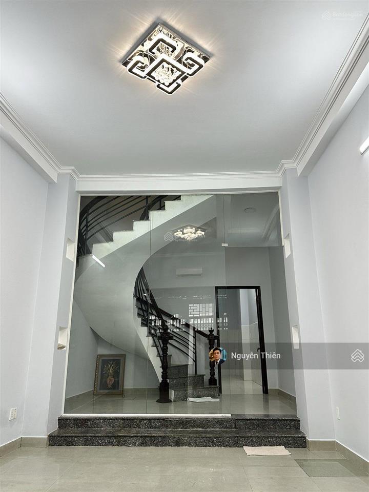 Ngã tư hàng xanh, nhà 3 lầu 4x18m, hẻm 6m xe hơi bạch đằng p24 bình thạnh, giá chỉ 11.2 tỷ tl