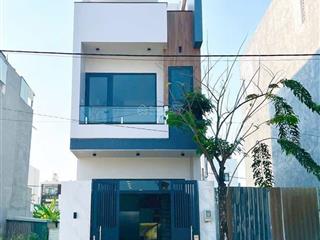 Bán nhà 1 trệt 2 lầu hẻm xe hơi 8m đường nguyễn xiển, sổ hồng riêng, hoàng công đầy đủ, view sông