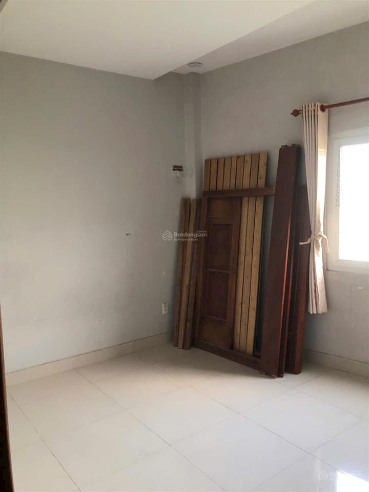 Bán nhà 1 trệt 2 lầu hẻm xe hơi gần ngay ngã tư thủ đức, ga metro, xa lộ hà nội, sổ riêng