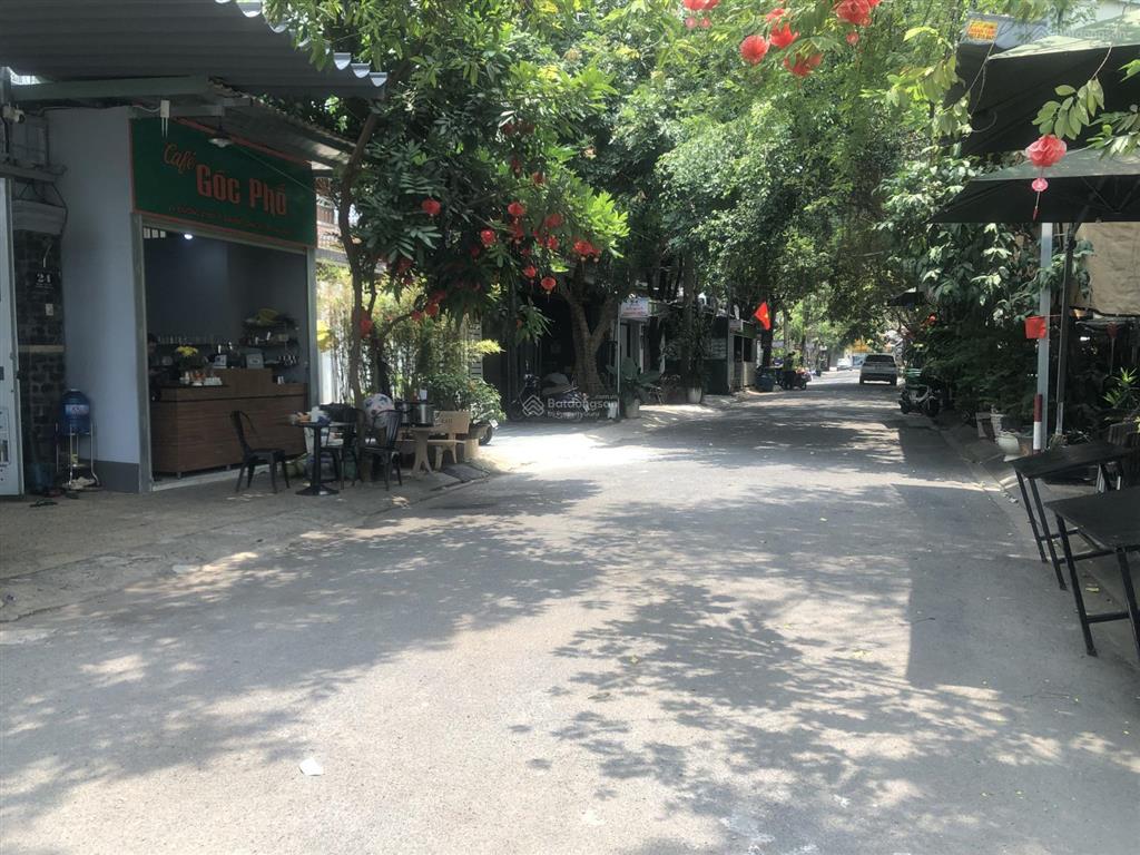 Bán căn biệt thự (8x20) khu dân cư nam hoà ngay đường đỗ xuân hợp, sổ hồng riêng.