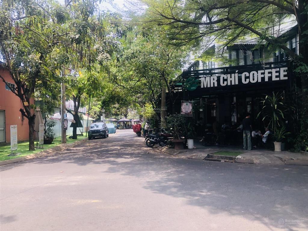 Bán căn biệt thự (8x20) khu dân cư nam hoà ngay đường đỗ xuân hợp, sổ hồng riêng.