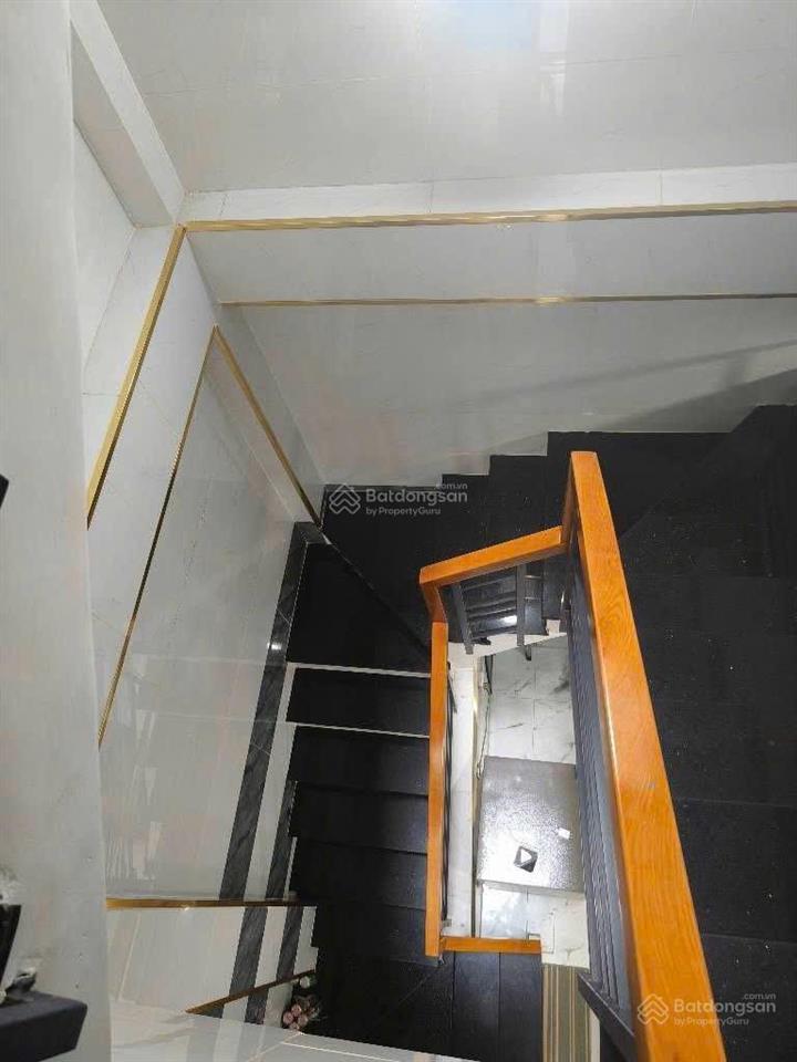 4 tầng4 phòng ngủngay cầu chà và10m ra đường lớn 12m2 mặt hẻmsổ riêngchỉ 5.x thương lượng