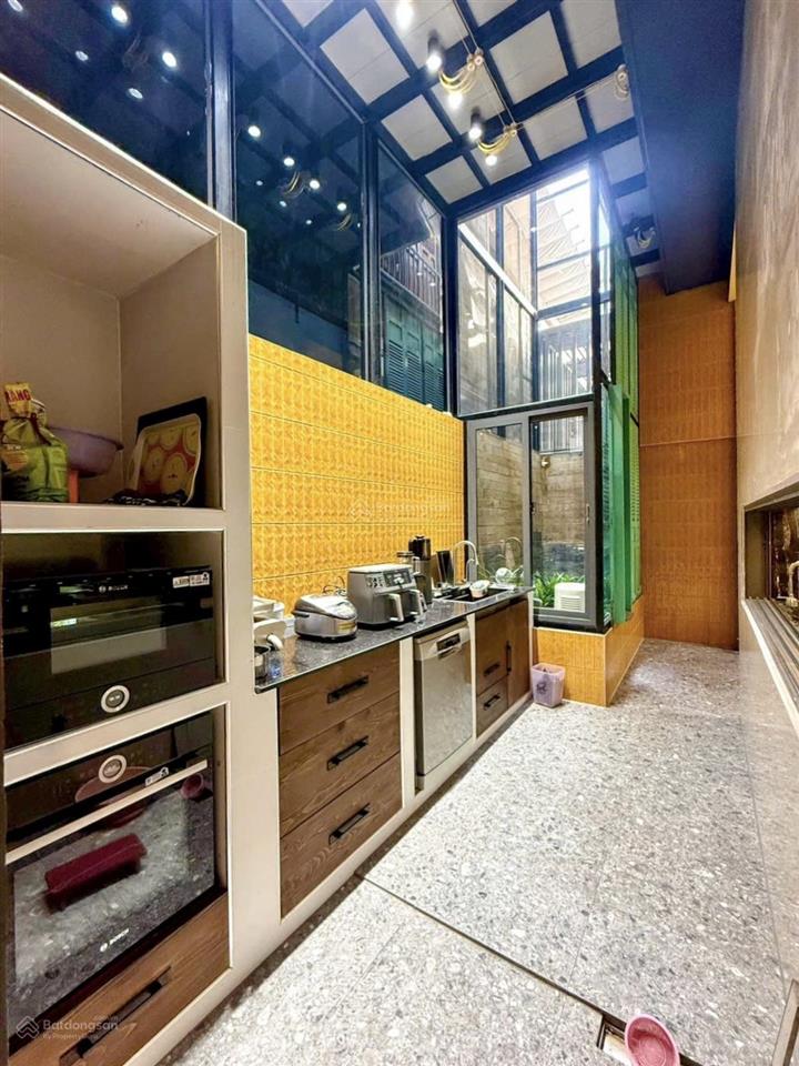 Villa nghỉ dưỡng siêu thiết kế phạm hùng quận 8dt 10x22,5 full nội thất 33 tỷ tl