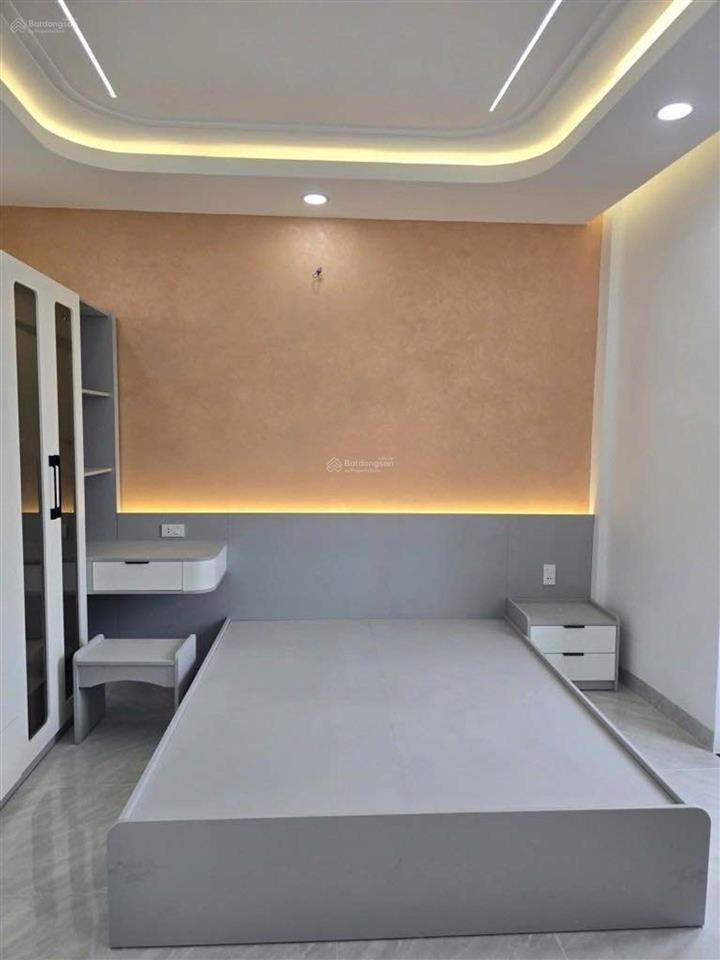 Nguyễn thị tú 4 tầng ngang khủng 9m, dài 10m. cạnh kdc vĩnh lộc, nhỉnh 6 tỷ thương lượng