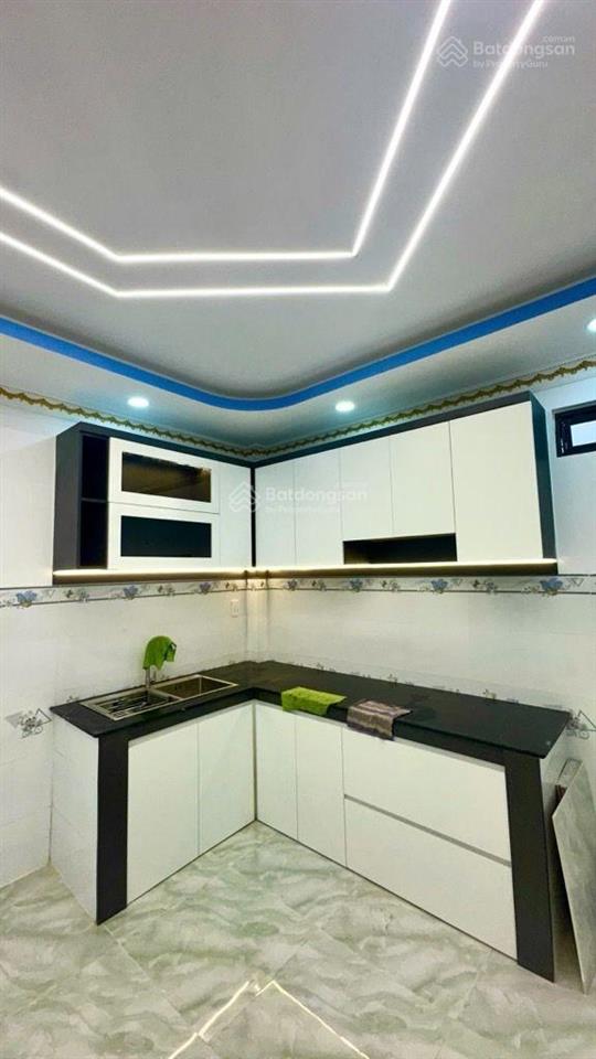 Bán gấp nhà sát bình trị đông hxh 40m2, 4x10m, giá 2tỷ9