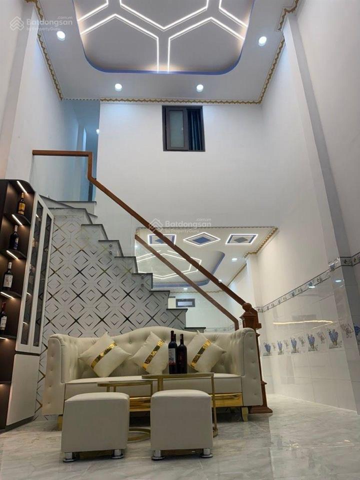 Bán gấp nhà sát bình trị đông hxh 40m2, 4x10m, giá 2tỷ9