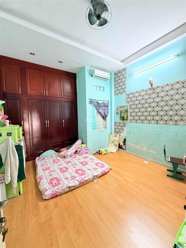 Bán gấp nhà hxh gần gò xoài 72m² 4x18, 3 tầng, 5pn giá 6 tỷ 6