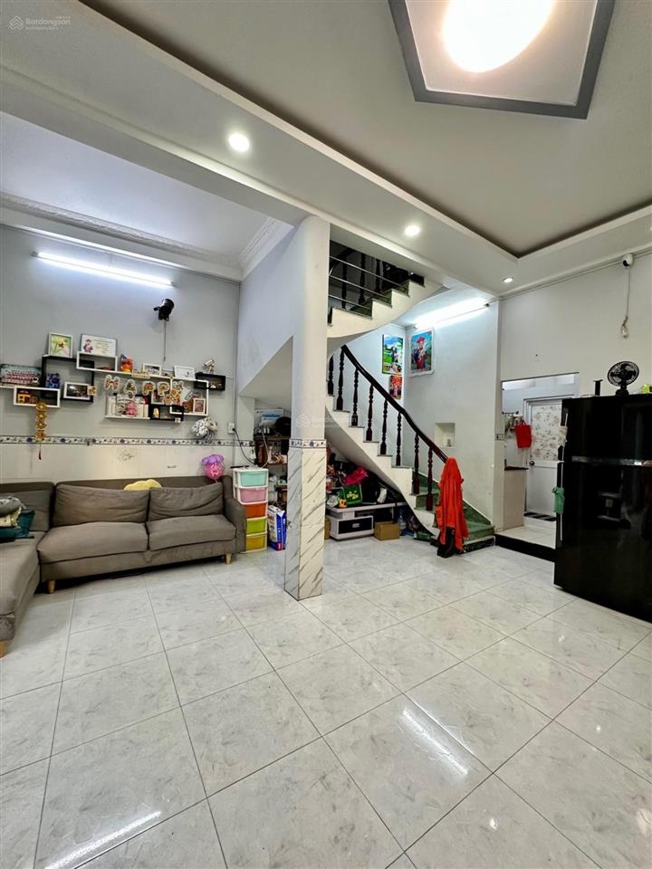 Bán gấp nhà hxh trần tấn 49m2, 5.1x9.6m, giá 4tỷ