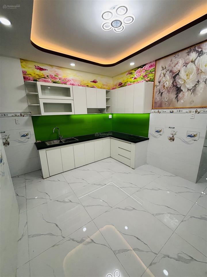 Bán gấp nhà hxh gần gò xoài 76m2 4x19, 4pn, 3wc giá 5ty2.
