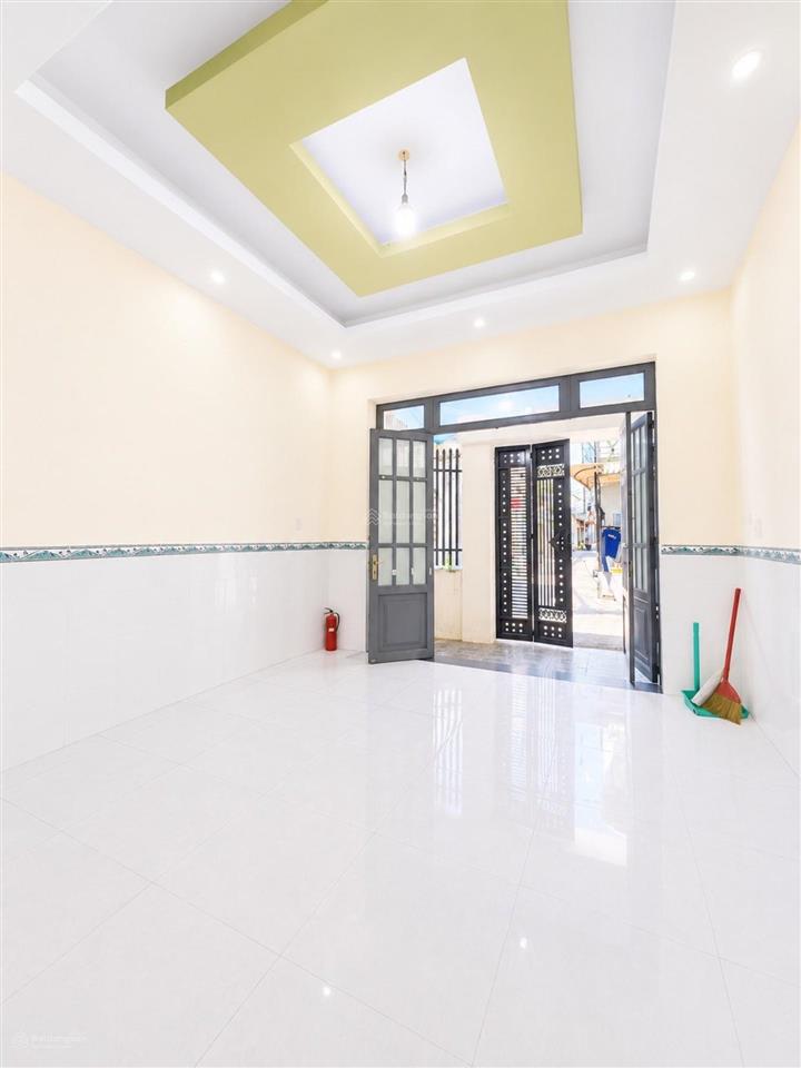 Bán gấp nhà nguyễn hữu tiến 72m2 4x18 giá 5ty8