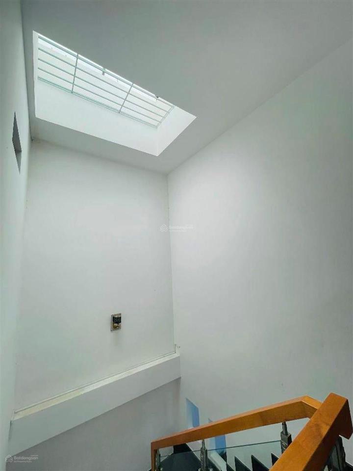 Bán gấp nhà hẻm ô tô tô hiệu 68m2, 4x17m, giá 6tỷ5