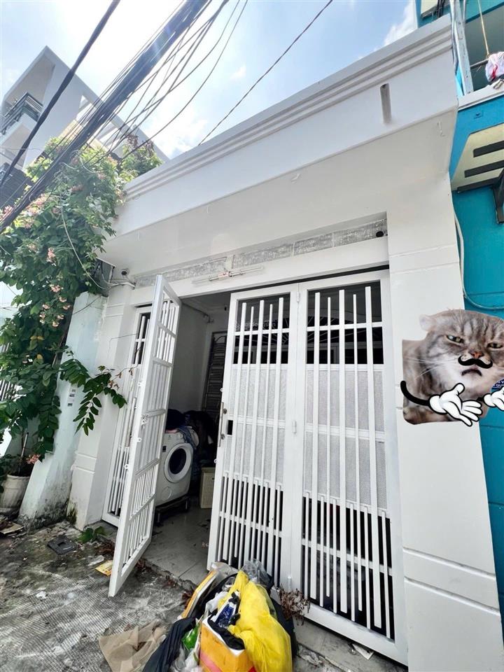 Bán gấp nhà gần gò dầu 60m2, 4x15m, giá 5 tỷ