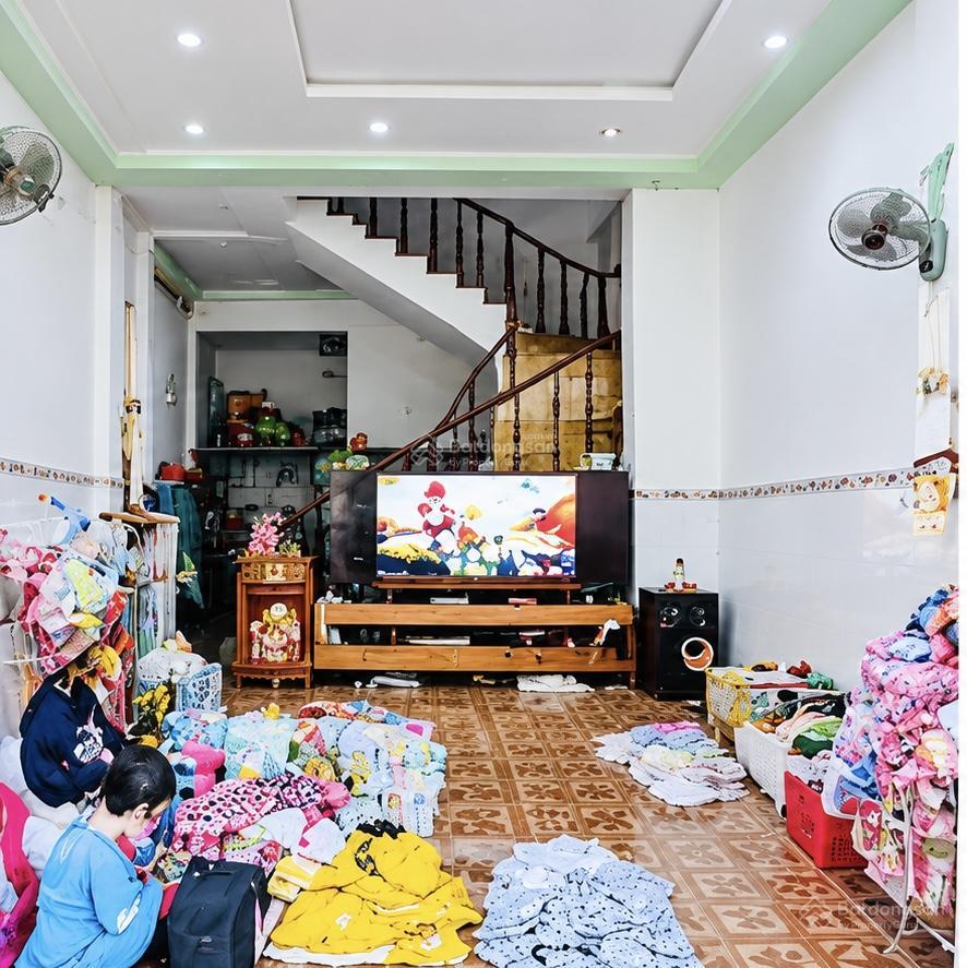 Bán gấp nhà gần aeon hẻm ô tô 74m2 giá 6ty
