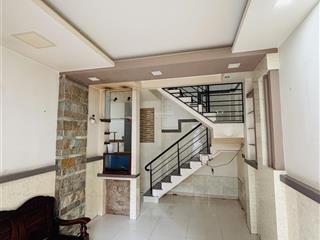 Bán gấp nhà hxh thạch lam 32m2 nhỉnh 3 tỷ