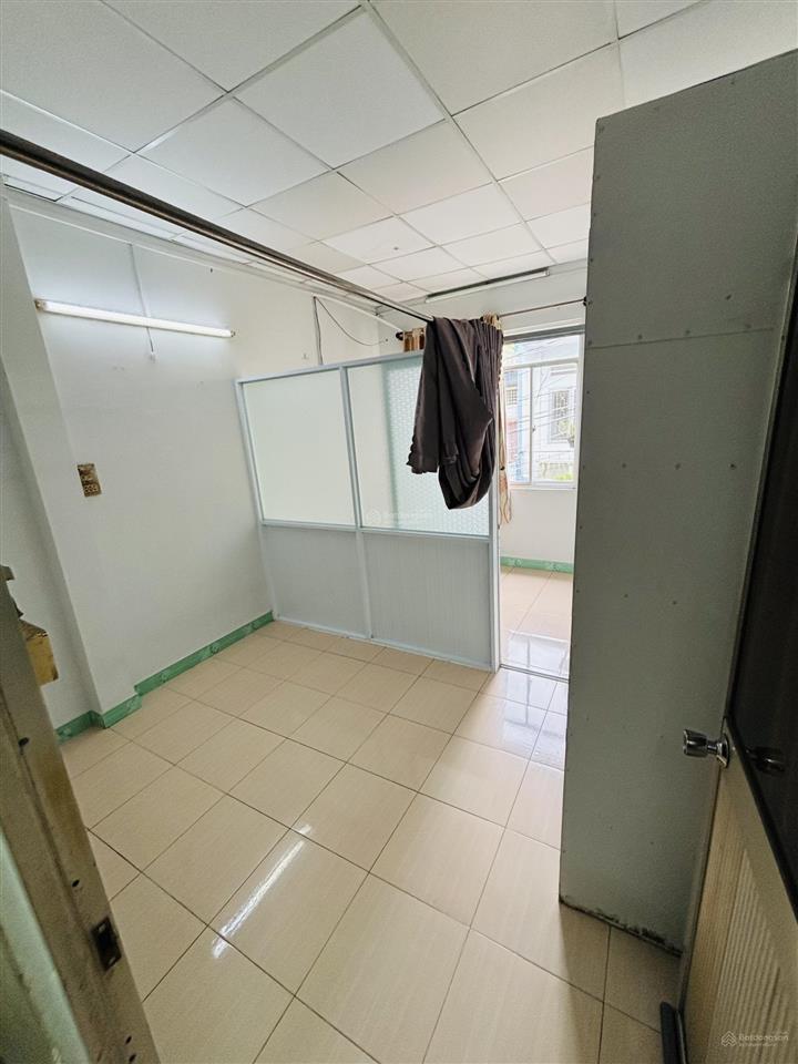 Bán gấp nhà hxh thạch lam 32m2 nhỉnh 3 tỷ