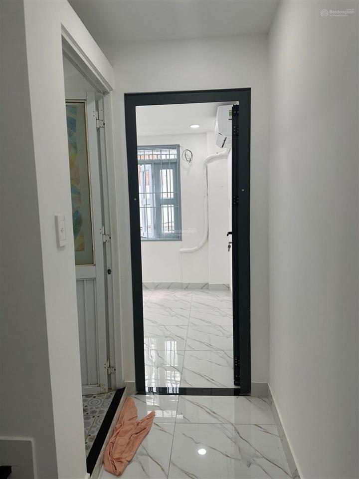 Bán gấp nhà gần kênh tân hoá 32m2 giá nhỉnh 3ty