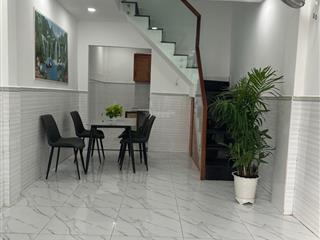Bán gấp nhà gần kênh tân hoá 32m2 giá nhỉnh 3ty