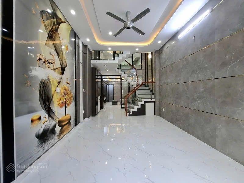 Hẻm nhựa 6m, xe tải vào nhà  thạch lam tân phú  chỉ 7.9tỷ