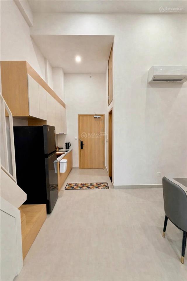 Chính chủ cần bán căn studio view đường 36m, đại lộ hoa, công viên siêu đẹp giá 1,3 tỷ.
