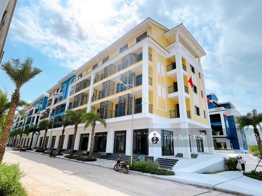 Bán cắt lỗ shoptel 95m² tại dự án sonasea vân đồn giá tốt thị trường tháng 3/2026