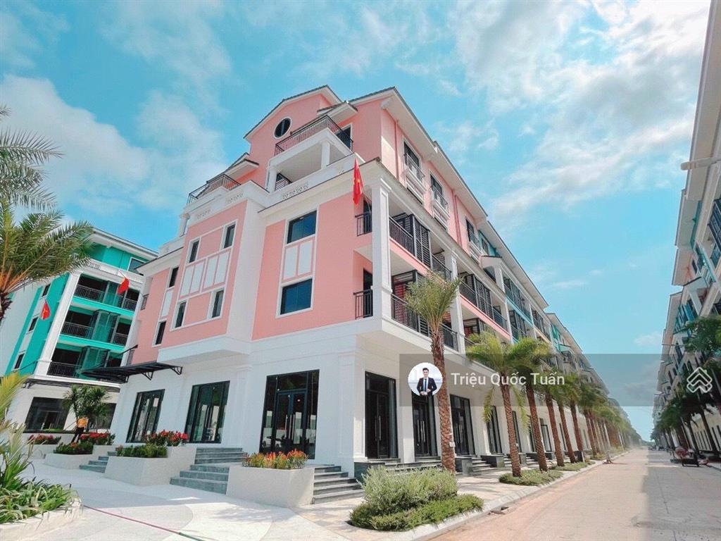 Bán cắt lỗ shoptel 95m² tại dự án sonasea vân đồn giá tốt thị trường tháng 3/2026