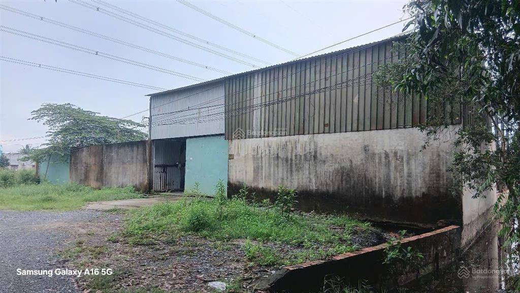 7,3 tỷ  2700m²  30x90m đất và xưởng sẵn ngay quốc lộ n2 hòa khánh đông, long an