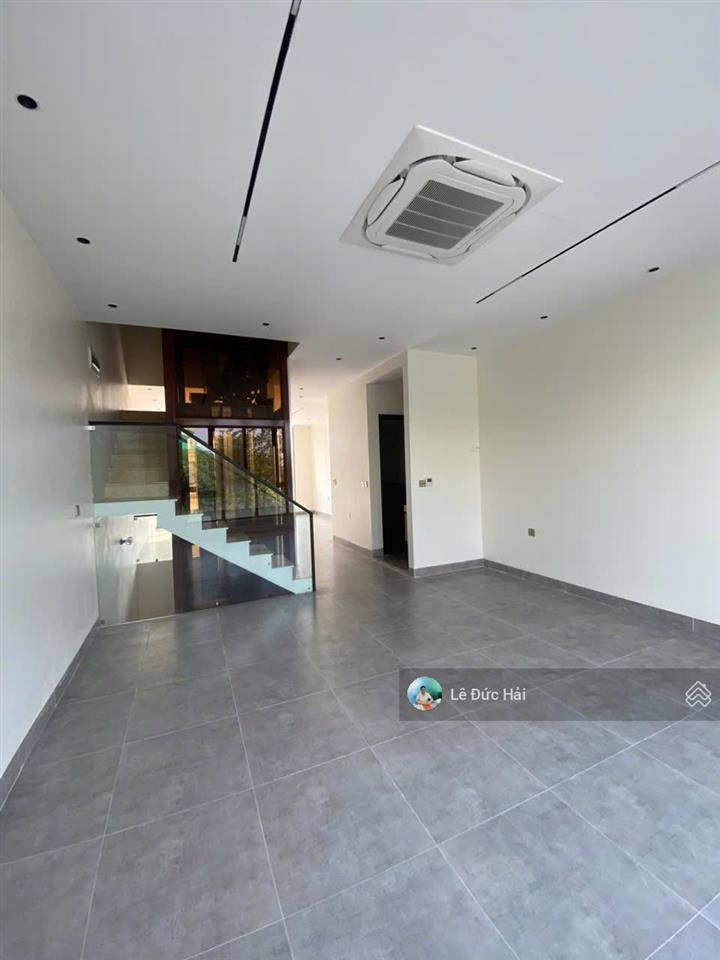 Cho thuê liền kề hải âu 2 tầng, 2pn có bếp + đh, hai mặt đường làm văn phòng + ở, chỉ 12tr/tháng