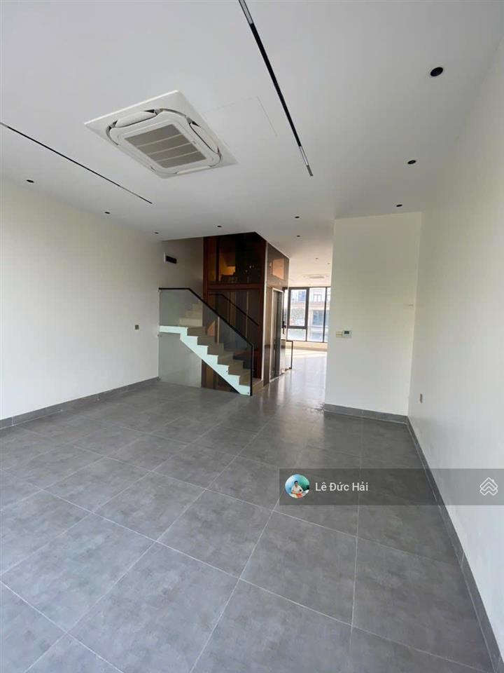 Cho thuê liền kề hải âu 2 tầng, 2pn có bếp + đh, hai mặt đường làm văn phòng + ở, chỉ 12tr/tháng