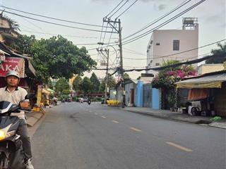 Thuận tiện đi mọi nơi, gần trường học, ngân hàng, bệnh viện, khu dân trí, yên tĩnh