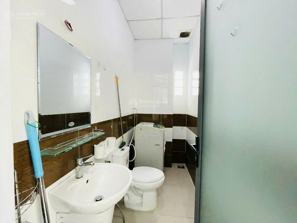 Phòng studio view đẹp  máy giặt riêng