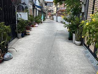 Bán nhà chính chủ lâu năm  gần 200m2 đất  chỉ 7 tỷ nhỉnh