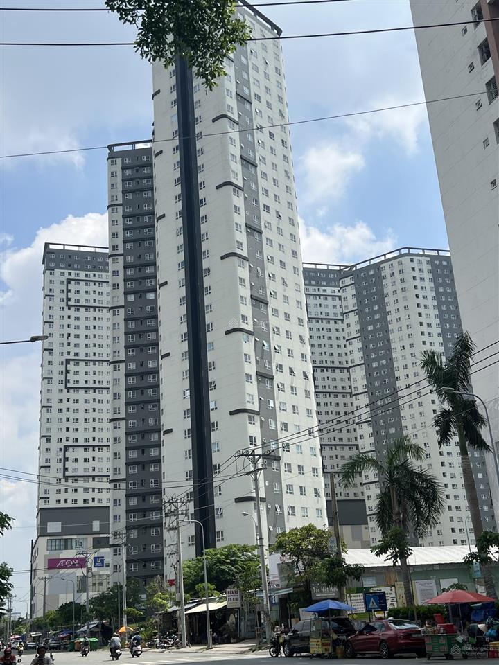 Bán nhà mặt tiền cao lỗ kế bên siêu thị aeon
