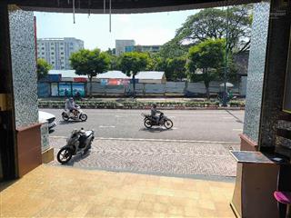 Bán toà nhà mt lê văn việt  vị trí đẹp  262m2. chỉ 54 tỷ.