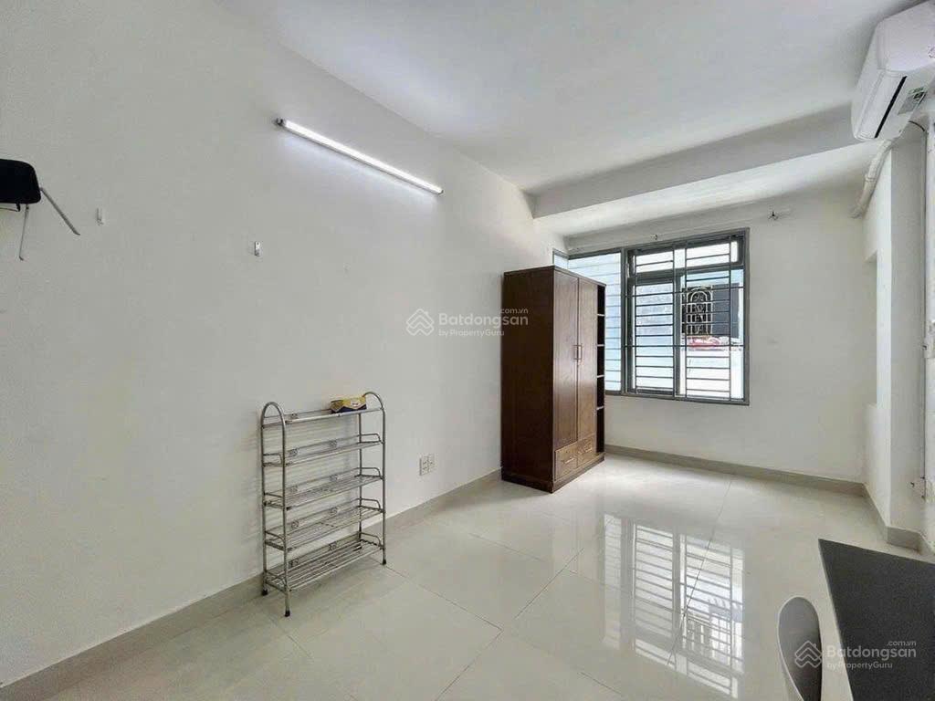 Cho thuê phòng trọ studio cửa sổ lớn full nội thất ngay cv gia định  huflit trường sơn