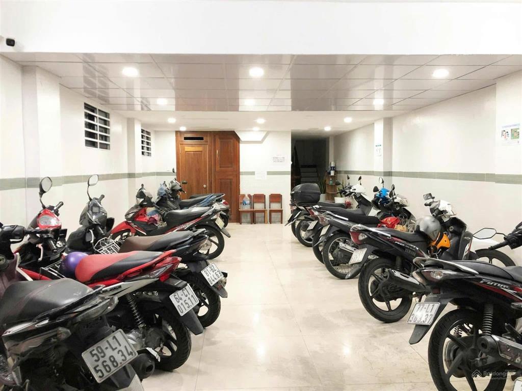 Cho thuê căn hộ gác cửa sổ full nội thất có thang máy ngay phan đăng lưu, phú nhuận
