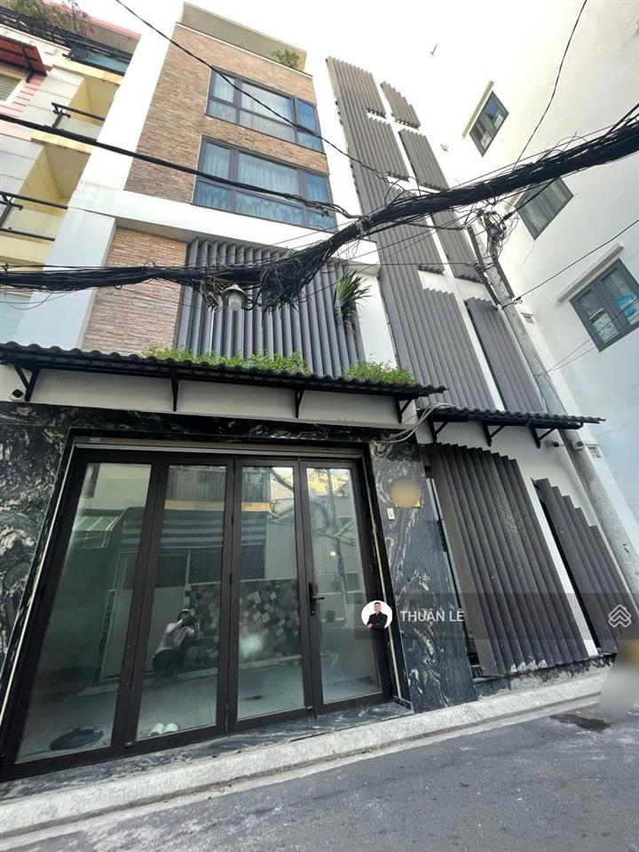 Khó tin nhưng thật. 21tỷ về 16,5tỷ. nhà đẹp ngang to 7,5x15m, 5tầng + hồ bơi+thang máy. hxh tận nhà