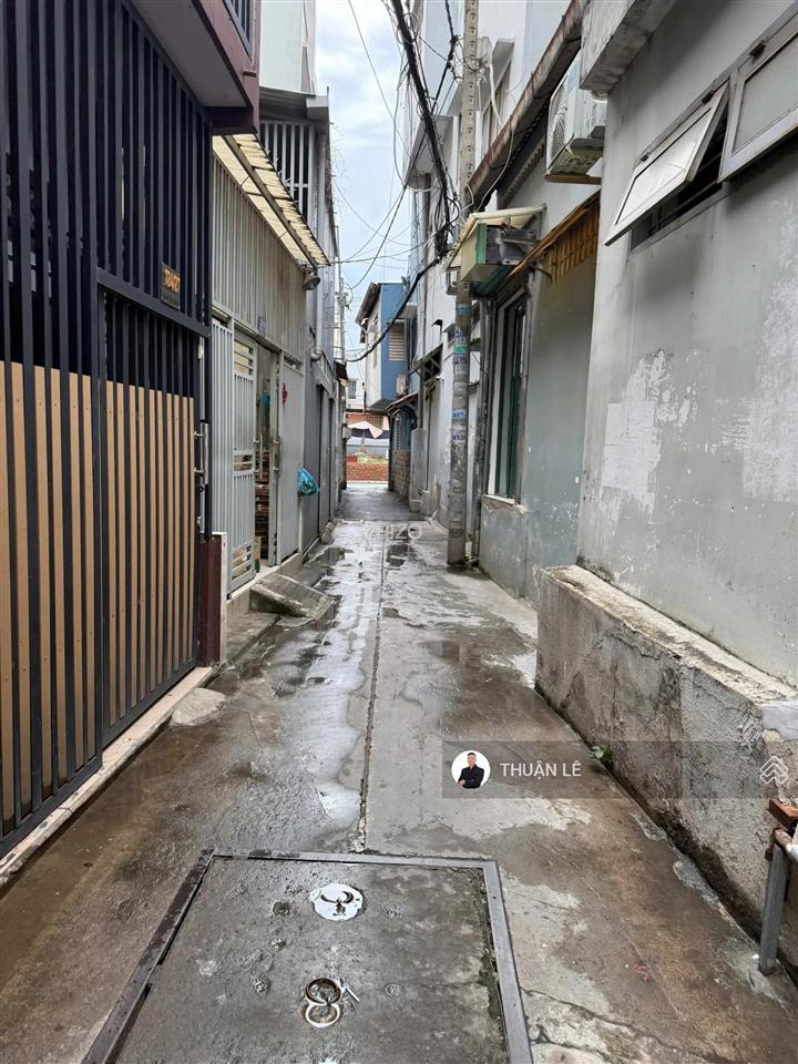 Mặt tiền ~120m2 rẻ nhất phú nhuận  mt nguyễn kiệm, ngang to(4,5x23m), kc 2 tầng. 22tỷ hạ về 16,8tỷ