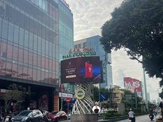 Nhà mới đẹp! ngang lớn 8x20m. cách mặt tiền chỉ vài bước, đường ẩm thực phan xích long, phú nhuận.