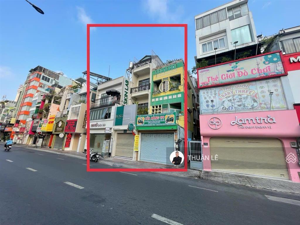 Có 1 0 2 phú nhuận! mặt tiền kinh doanh phan đăng lưu. 4.6 x 11m. nhà 4 tầng, sẵn hđt 50tr/tháng