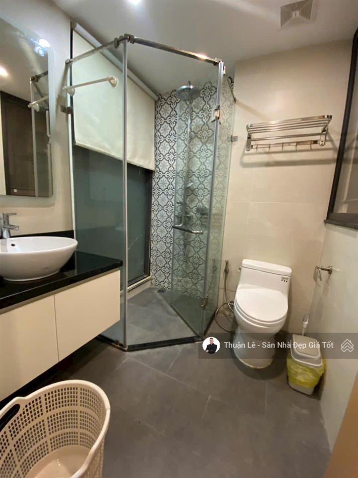 Cách mặt tiền đúng 30m. hxh 6m đường phan đăng lưu. phú nhuận (5,5x12m), sẵn hđt 35tr/tháng.