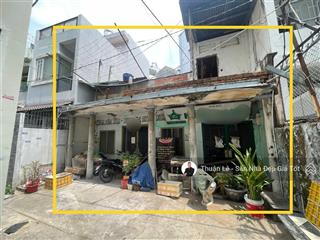 Mua là lãi. ngang to 7,6m  diện tích to~110m2. ctxd 5tst khu nguyên văn trỗi & nguyễn trọng tuyển